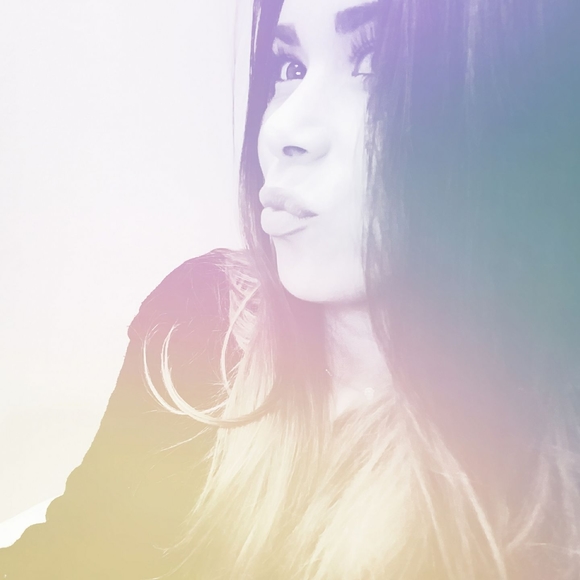 Meet your Posher, Geahna - Picture 1 of 1